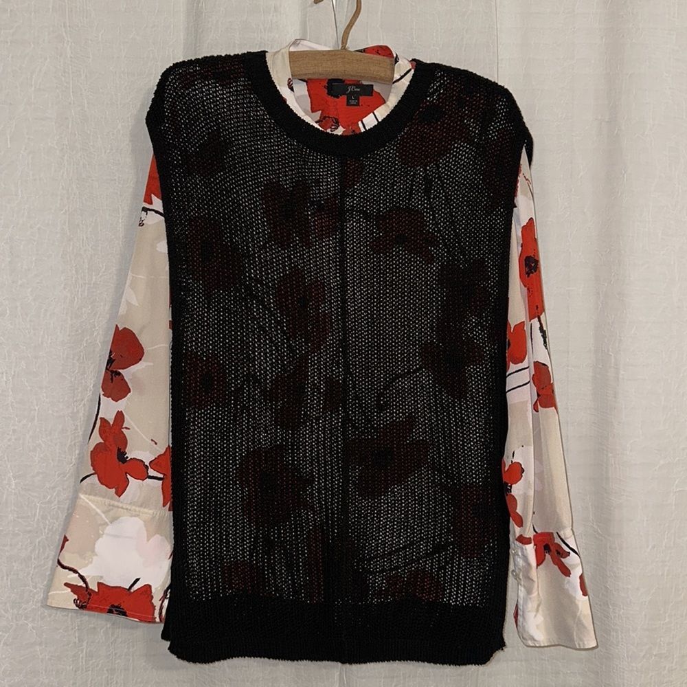 Black Sleeveless Sweater Vest